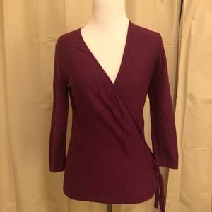 Ann Taylor Cross Over Sweater. Size SP